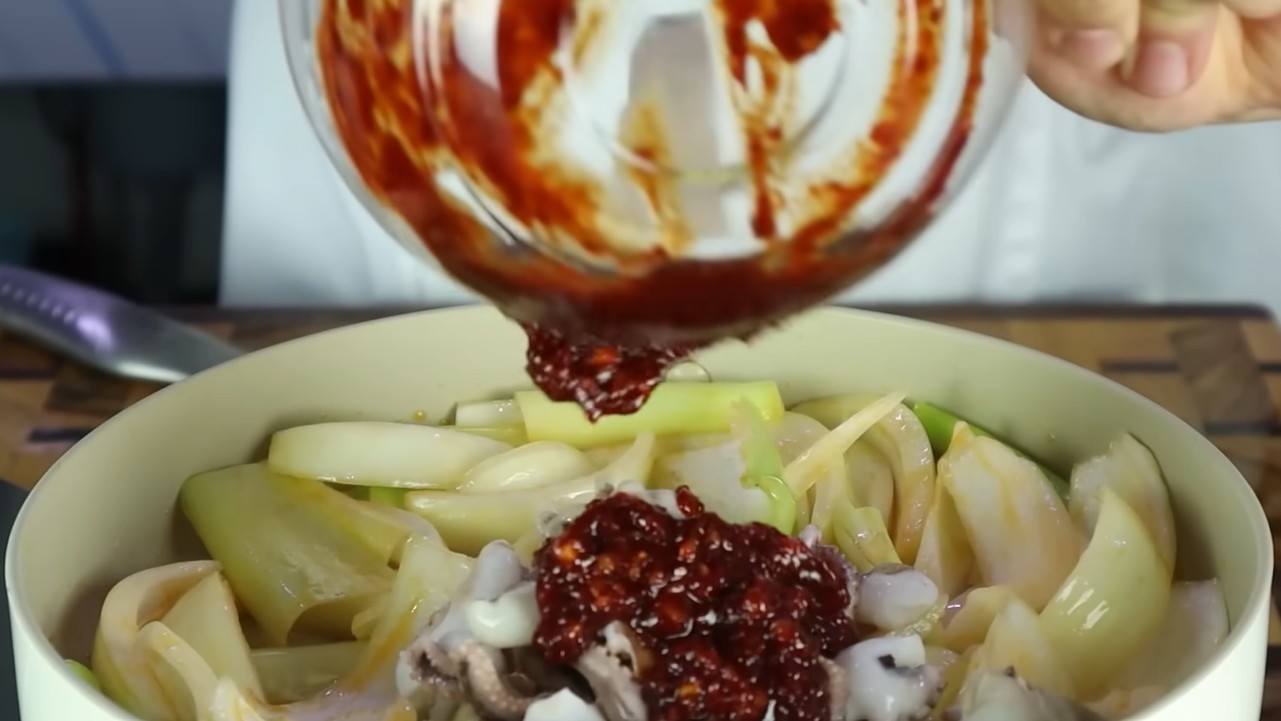 YouTube \'Cooking King Biryong (Korean Food Cooking)\'