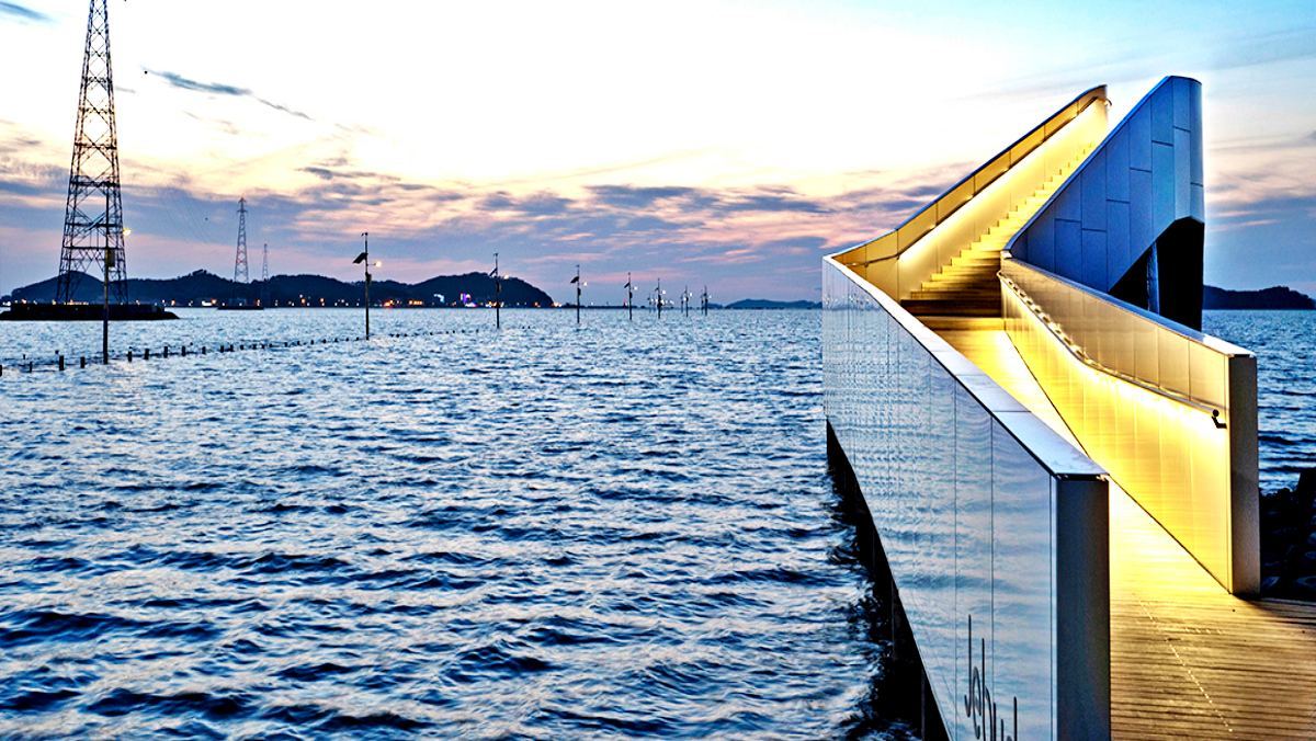 Jebudo Waterwalk / Hwaseong City Culture & Tourism website