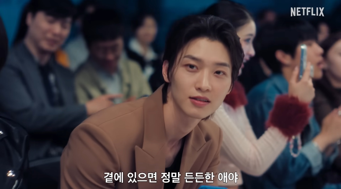 引用： 『XO, Kitty』で男主役を務める俳優ミンホ / Netflix