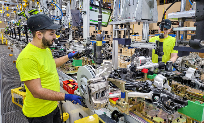 현대모비스 헝가리 공장 생산 라인. / 사진=현대모비스