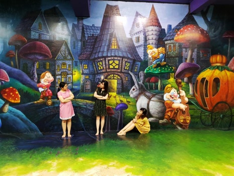 &nbsp; 3D Museum Art in Paradise, Pizza 4P\'s Indochina Da Nang, Da Nang Museum, Linh Ung Pagoda, Helio Center & Night Market official websites and SNS