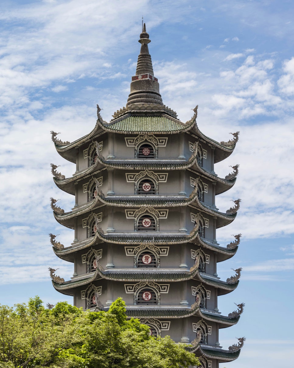 &nbsp; 3D Museum Art in Paradise, Pizza 4P\'s Indochina Da Nang, Da Nang Museum, Linh Ung Pagoda, Helio Center & Night Market official websites and SNS