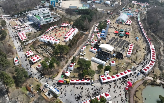 引用：文書ヨン 旅行+記者