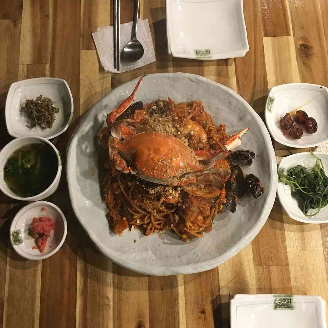 동굴 식당