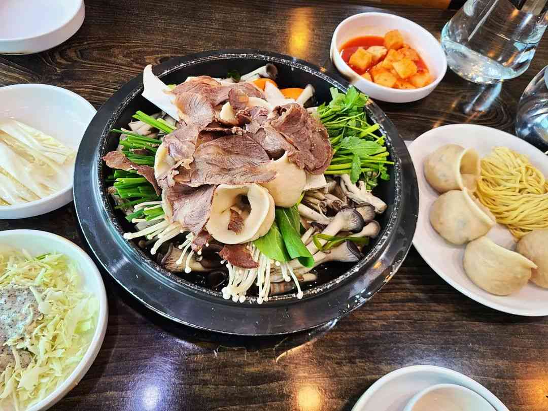 건물 전체가 식당인 맛집