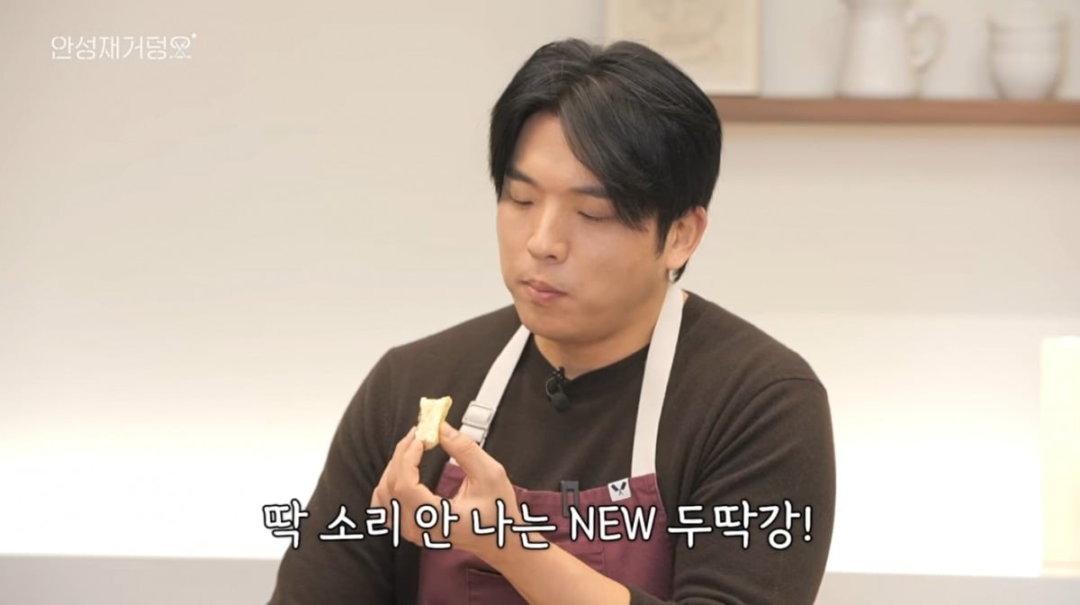 人気シェフ、1年でYouTube登録者100万人達成！「感謝の気持ちを込めて…」