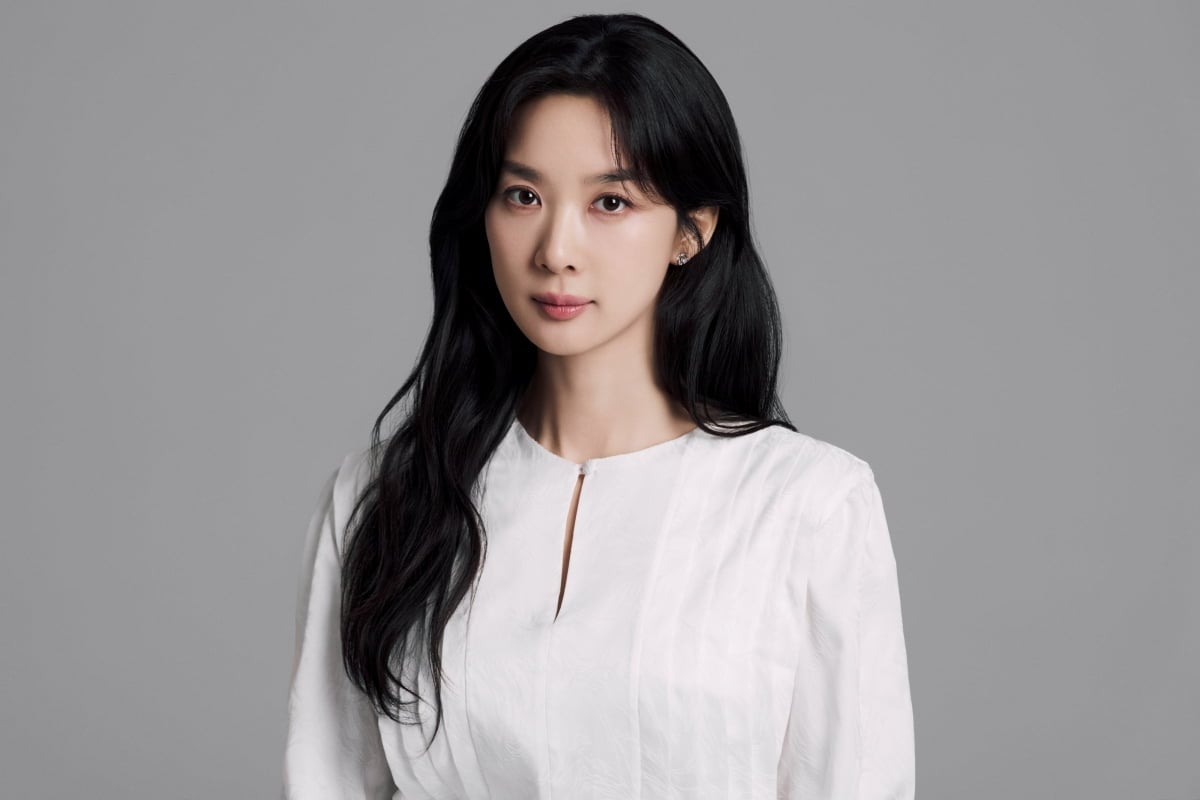 Ten Asia