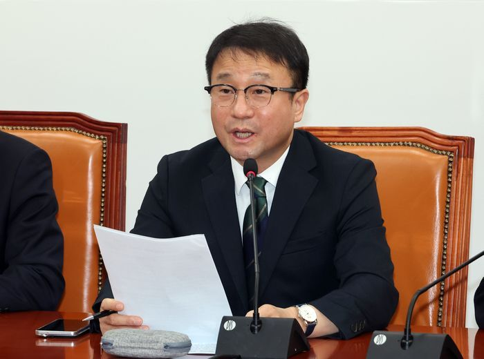 더불어민주당 한병도 원내대표가 지난 12일 국회에서 열린 정책조정회의에서 발언하고 있다. ⓒ연합뉴스