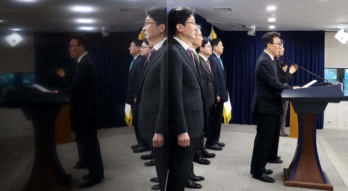 김민석 국무총리가 25일 오전 서울 종로구 정부서울청사에서 비상경제 대응체계 관련 브리핑하고 있다.ⓒ뉴시스