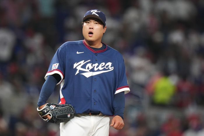 17년 만에 WBC 마운드에 오른 류현진. ⓒ AP=뉴시스