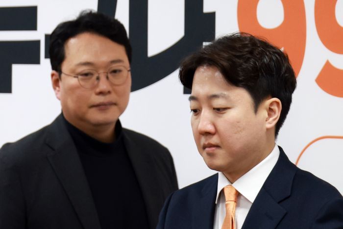 이준석 개혁신당 대표(오른쪽)와 천하람 원내대표. ⓒ 뉴시스