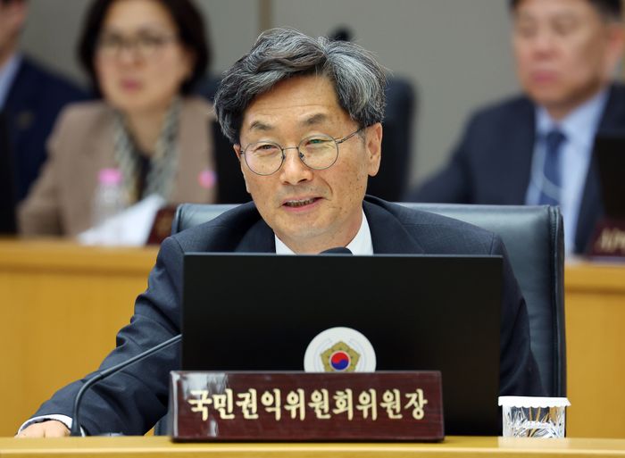 정일연 국민권익위원회 위원장이 17일 세종시 정부세종청사에서 열린 국무회의에서 발언하고 있다. ⓒ뉴시스