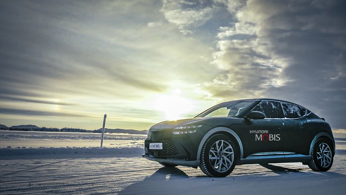 현대모비스 동계시험장에 데모 차량이 서있는 모습. ⓒ현대모비스