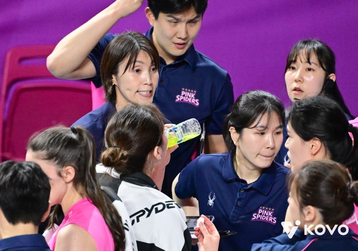 흥국생명은 요시하라 감독을 중심으로 조직력이 돋보인다. ⓒ KOVO