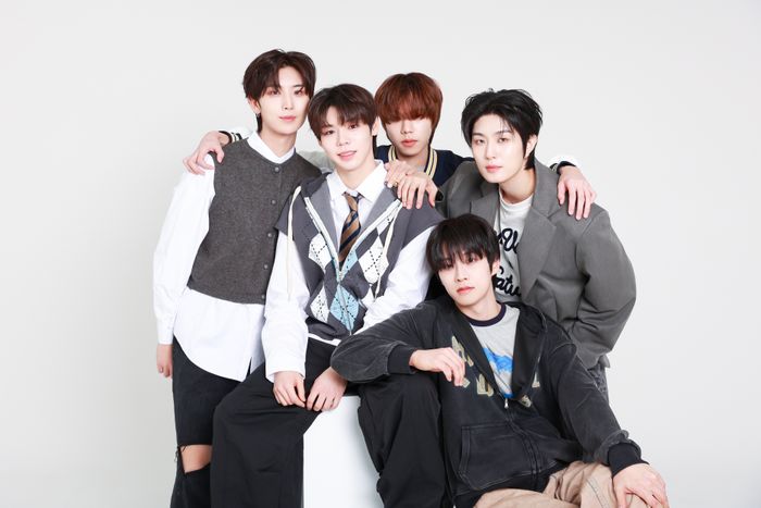 ⓒIX엔터테인먼트