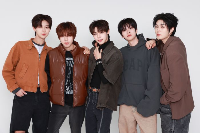 ⓒIX엔터테인먼트