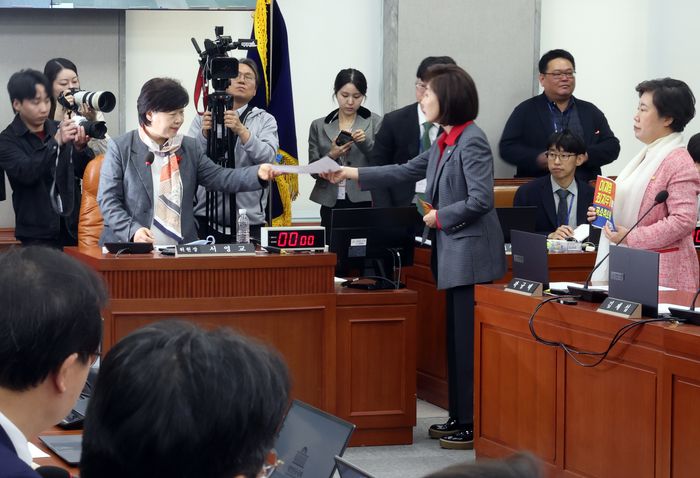 20일 국회에서 열린 윤석열 정권 정치 검찰 조작기소 의혹사건 진상규명 국정조사특별위원회 첫 회의에서 