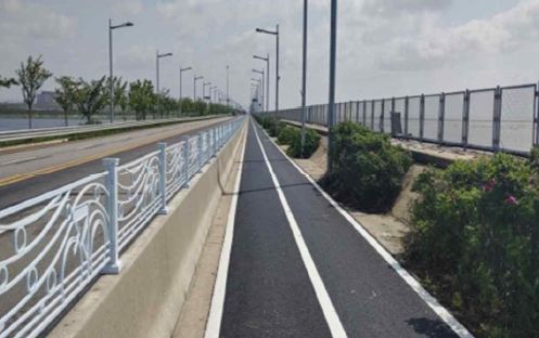 인천 중구 영종도 해안남로 자전거 도로 ⓒ 인천 중구 제공