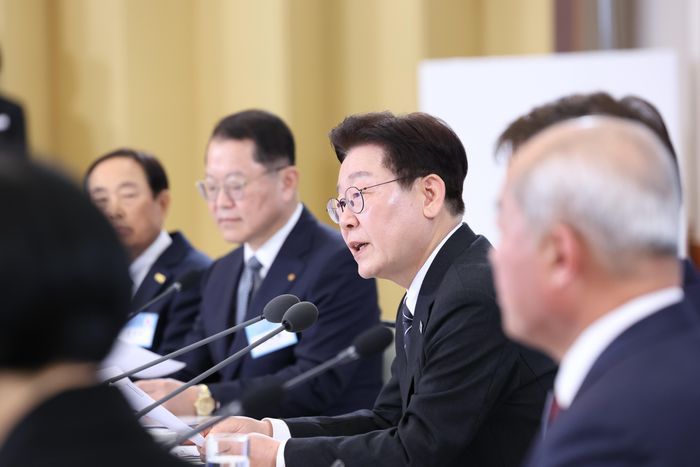 이재명 대통령이 10일 청와대에서 열린 상생을 실천하는 기업인과의 대화에서 발언을 하고 있다.ⓒ뉴시스