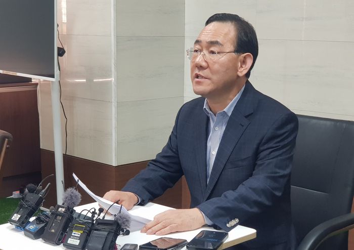 6·3 지방선거에서 대구시장 출마를 선언한 국민의힘 6선 주호영(대구 수성갑·국회부의장) 의원은 20일 오후 대구시당에서 