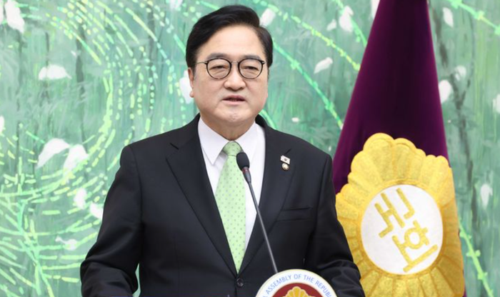 우원식 국회의장이 지난 10일 오전 서울 여의도 국회의장 접견실에서 열린 개헌 관련 긴급 기자회견에서 발언을 하고 있다. ⓒ뉴시스