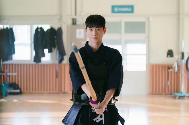 서강준