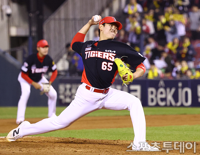 KIA Tigers vs. LG Twins: Who Will Dominate the 2026 KBO League?