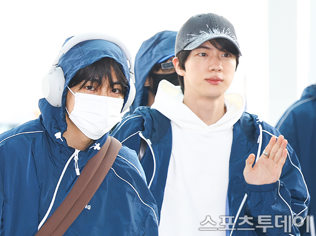 BTS’s V and Jin Fly to New York: Exclusive Insights on Their International Schedule