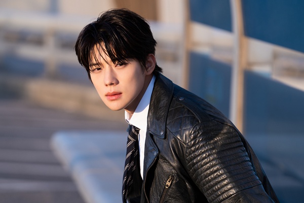 Moon Sang-min’s Transformation: From Historical Drama to Global Star in ‘Pavanne’