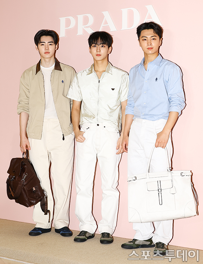 Exclusive Insights: ENHYPEN Stars Shine at 2026 Luxury Brand Photocall