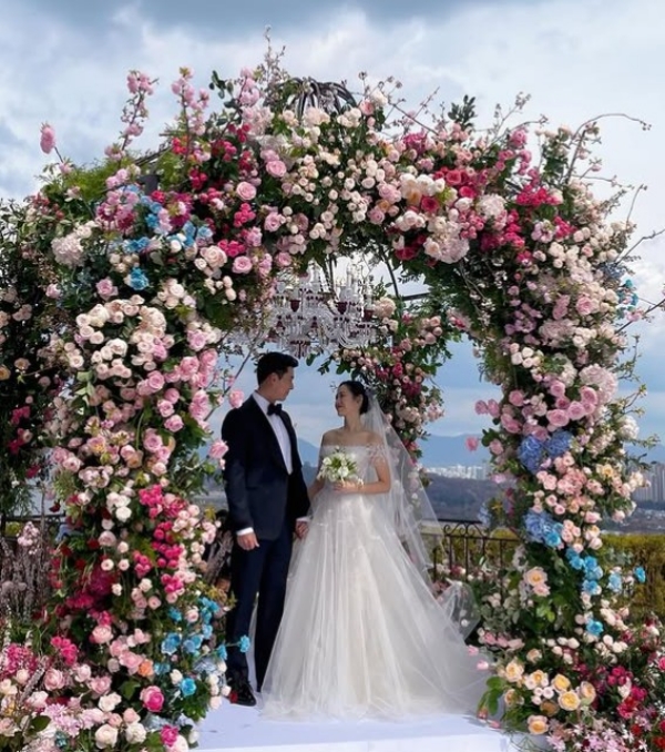 How Son Ye-jin and Hyun Bin Celebrated Their 4th Wedding Anniversary: A Look Back