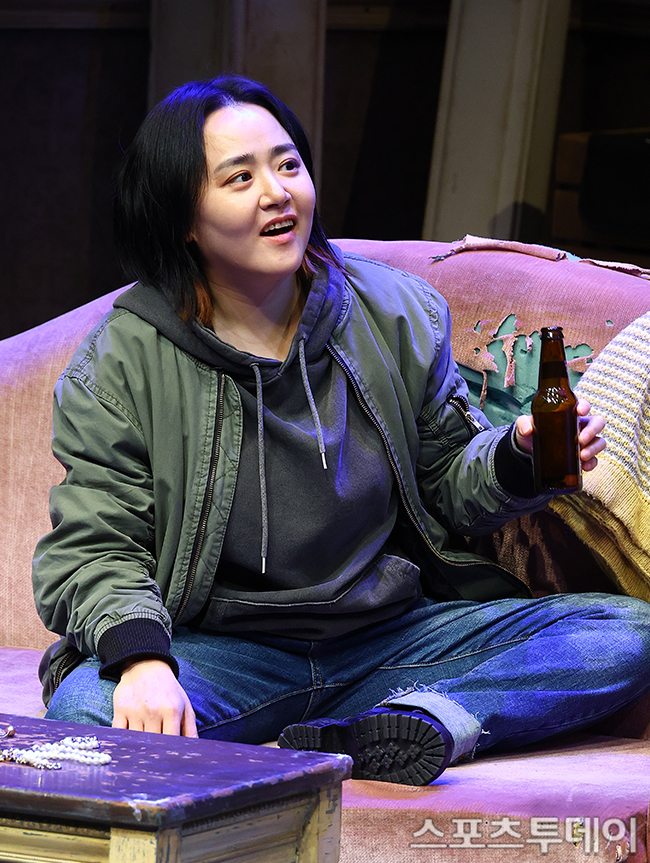 Why You Can’t Miss Moon Geun-young in ‘Orphans’: A Must-See Theater Experience