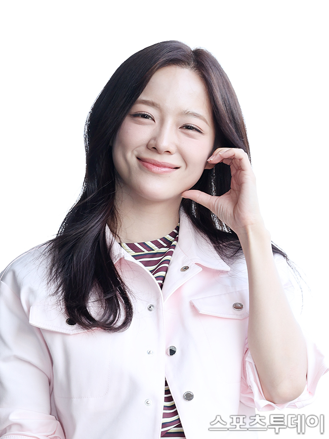 Kim Se-jeong’s Tokyo Departure: What to Expect from Her Upcoming International Schedule?