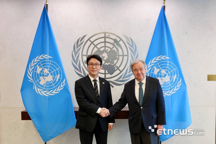 김민석 국무총리와 안토니우 구테레쉬 유엔 사무총장이 16일(현지시간) 미국 뉴욕 UN본부에서 회담을 가졌다. 총리실 제공
