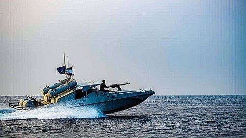 이란 이슬람혁명수비대(IRGC)의 소형 보트 훈련. 사진=연합뉴스