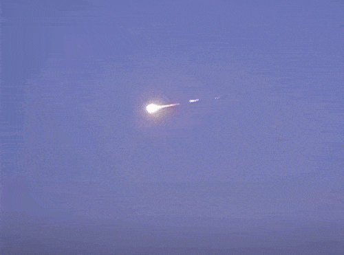 현지시간으로 8일 오후 6시 50분쯤 독일 서부 지역에서 관측된 화구(유성). 사진=엑스(@CerfiaFR) 캡처