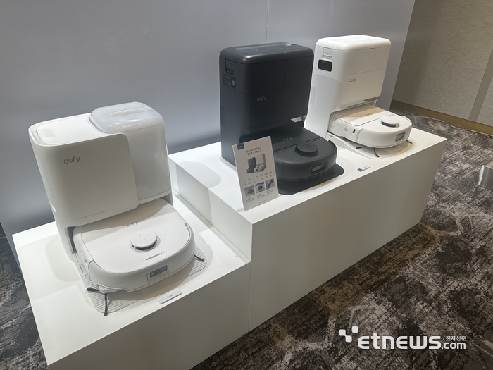 앤커 유피 로봇청소기 라인업