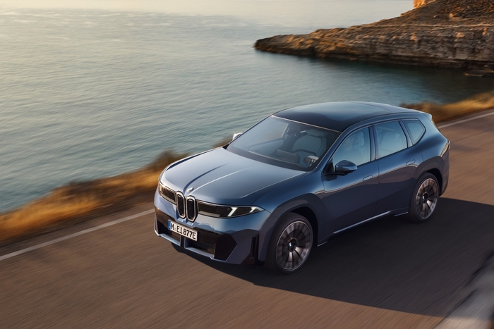 BMW  '더 뉴 BMW iX3'