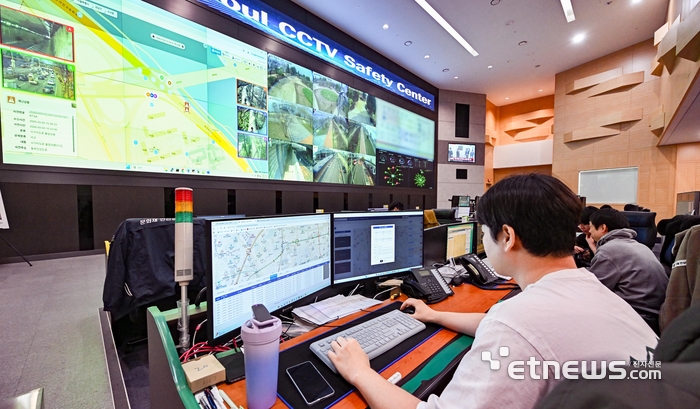 Lee Dong-geun, reporter for Electronic Times (etnews.com)