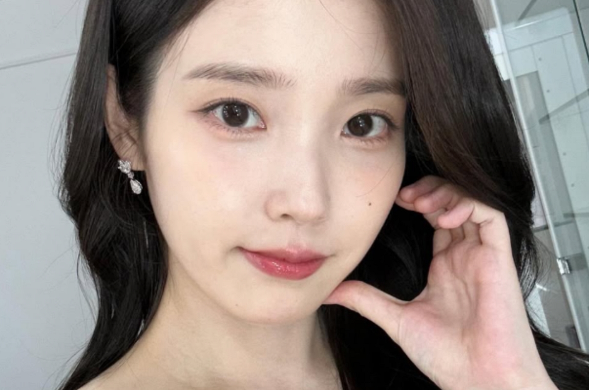 출처: 아이유 SNS