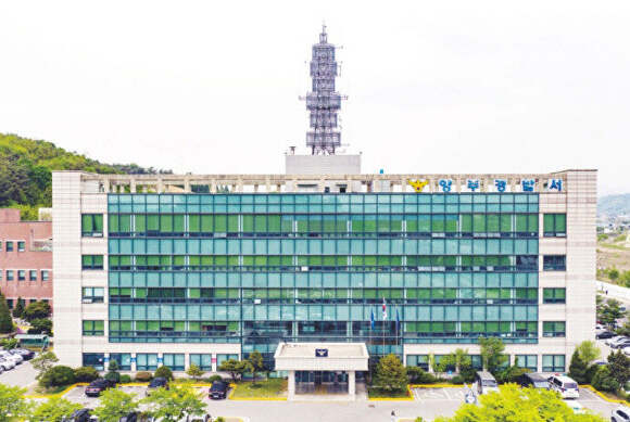 

<figure>” /><figcaption>
<figure></figcaption></figure>
</div>
		</article>
		<!-- 기사뷰 뉴스 하단 AD -->
		<article class=