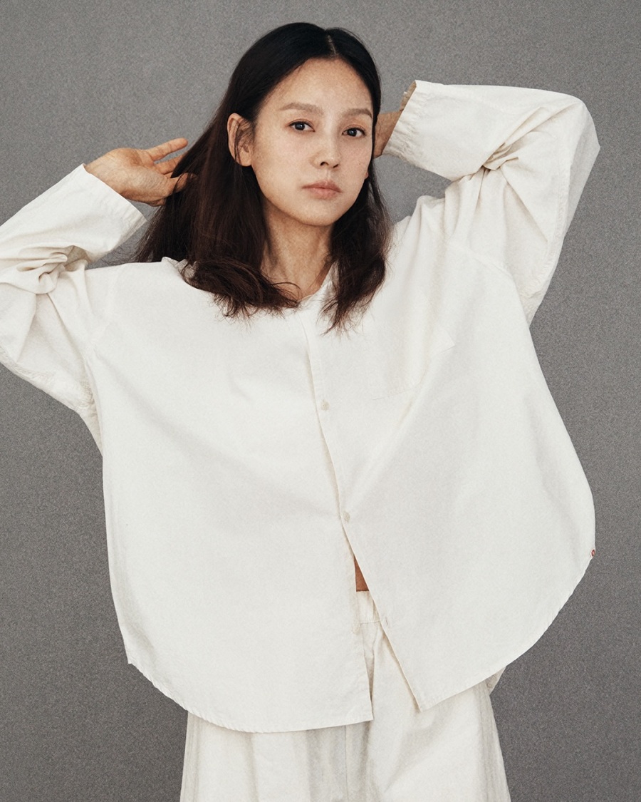 이효리의 화보컷이 공개됐다. / 사진 : 부디무드라 인스타그램