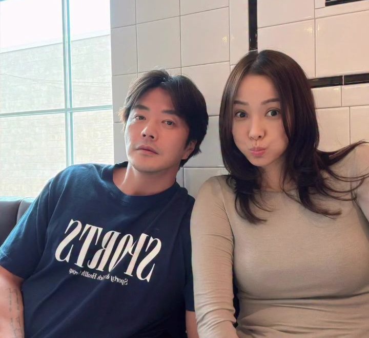 손태영이 권상우와 달달한 커플 사진을 공개했다 / 사진 : 손태영 인스타그램