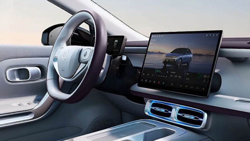 Chinese automakers’ push with advanced features / Source: Leapmotor