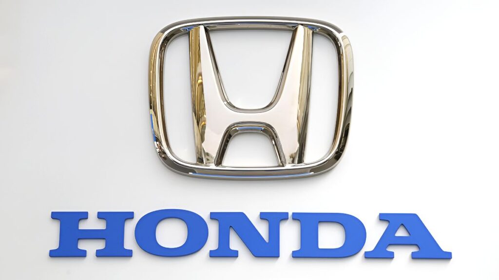 &nbsp;  Global auto market shifting to HYBE lead / Source: Yonhap News