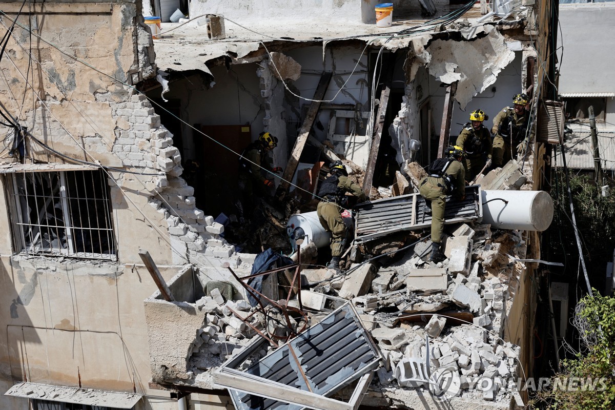 &nbsp;  Iran missile interception failures…worries spread inside Israel as defenses breached | Yonhap News