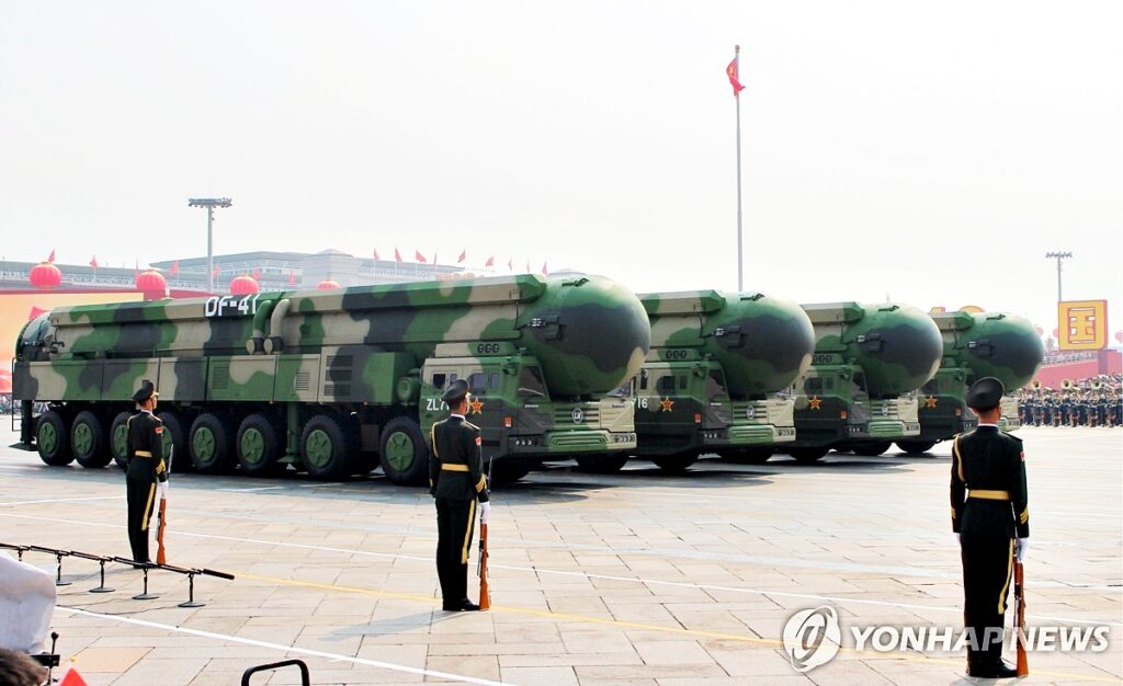 Chinese missiles / Source: Yonhap News Agency