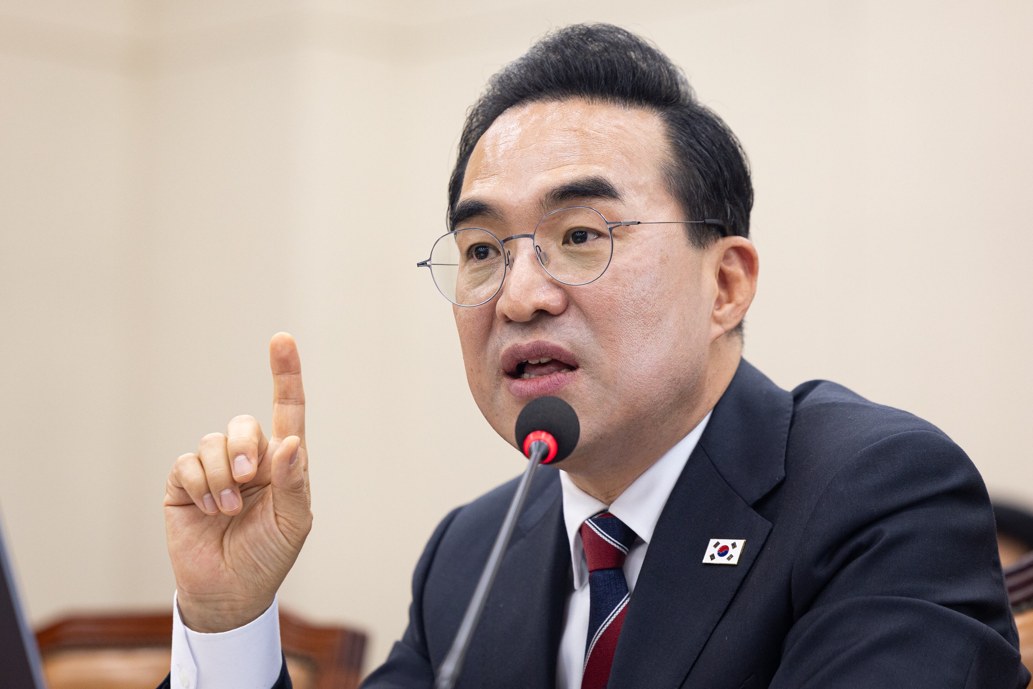 박홍근 기획예산처 장관 후보자가 지난 23일 서울 여의도 국회에서 열린 인사청문회에 출석해 의원 질의에 답하고 있다. /뉴스1
