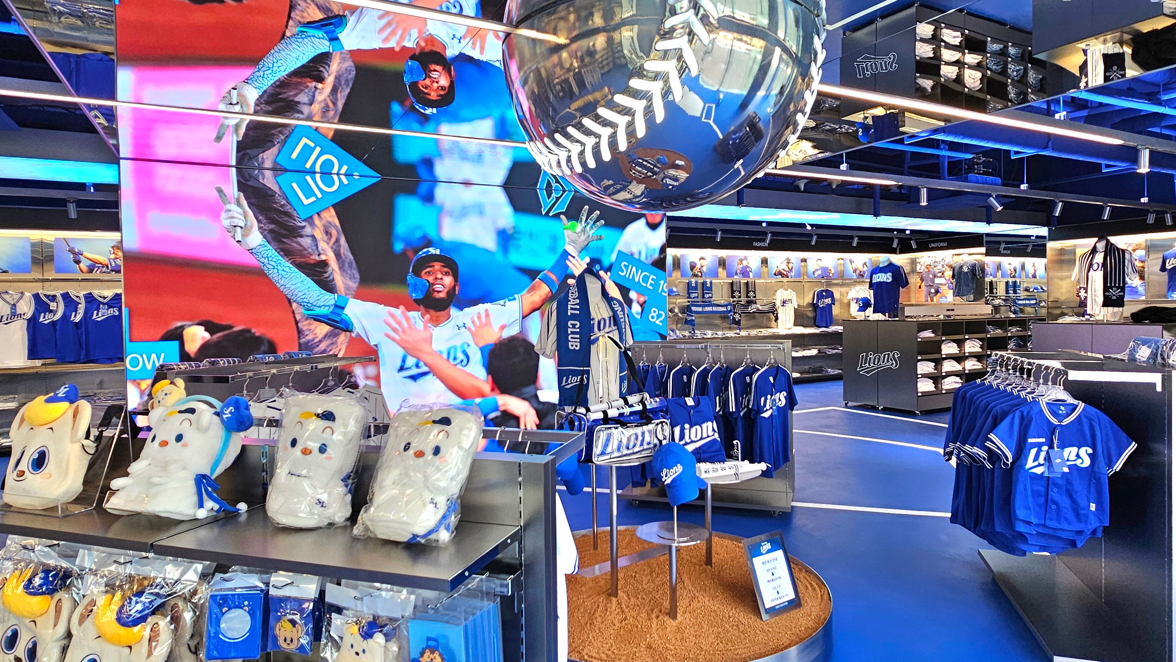 라이온즈 팀스토어 오프라인몰./카카오엔터 제공