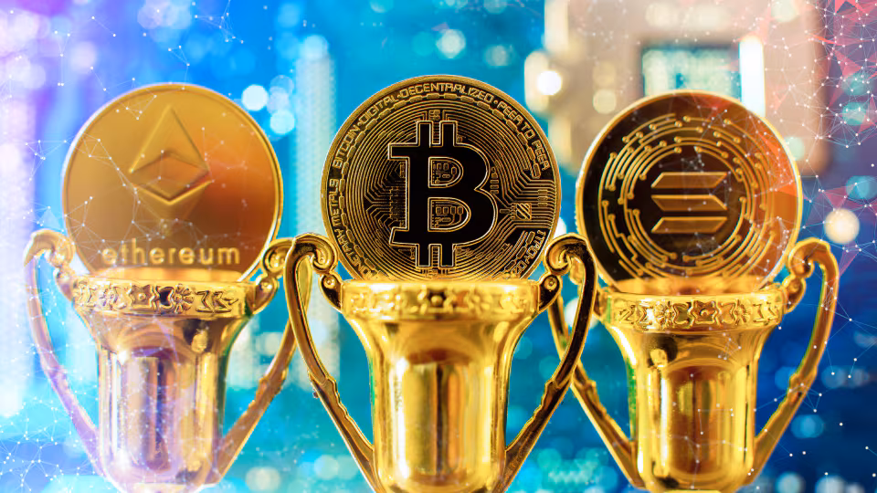 왼쪽부터 솔라나, 비트코인, 이더리움을 주화로 형상화한 이미지. /크립토데일리